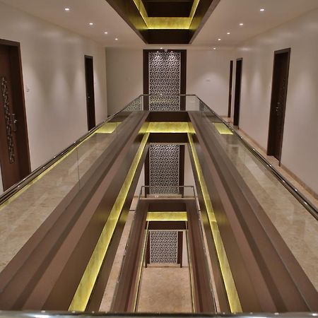 Hotel K P Pride Jalgaon Ngoại thất bức ảnh